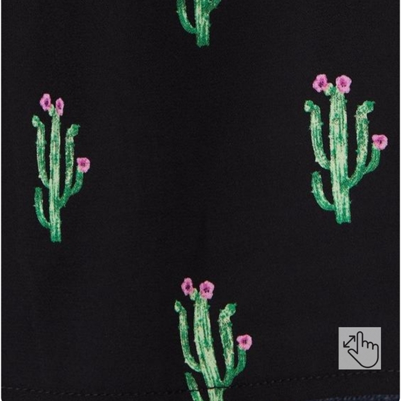 Torrid Black Cactus Print Chiffon Tank Top Size 0 - Picture 10 of 11